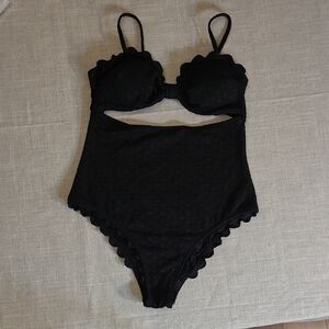 NWT Women's Cupshe Black Textured One Piece Size L